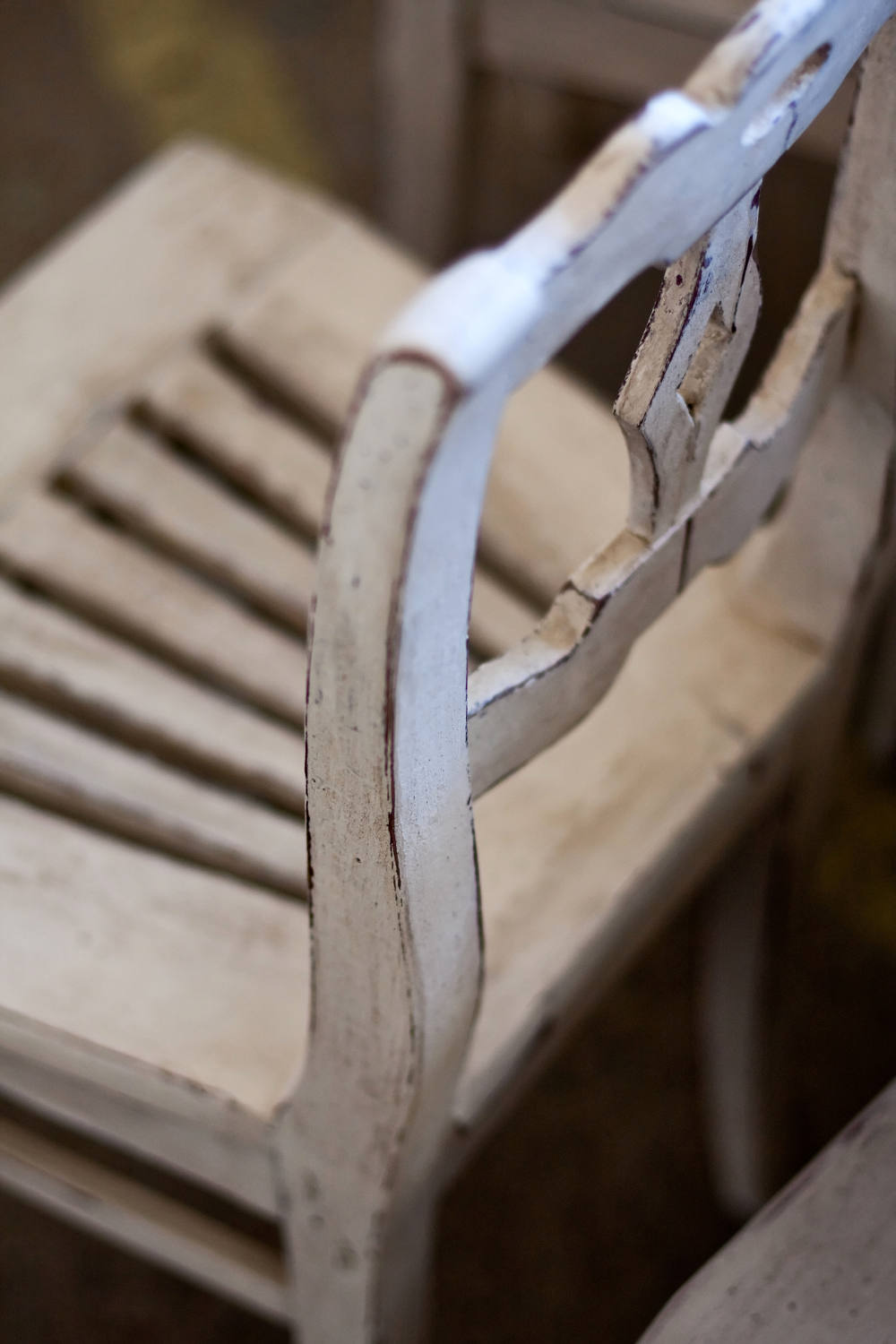 how to whitewash furniture chairs